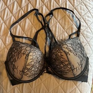 Victoria’s Secret very sexy, push-up bra